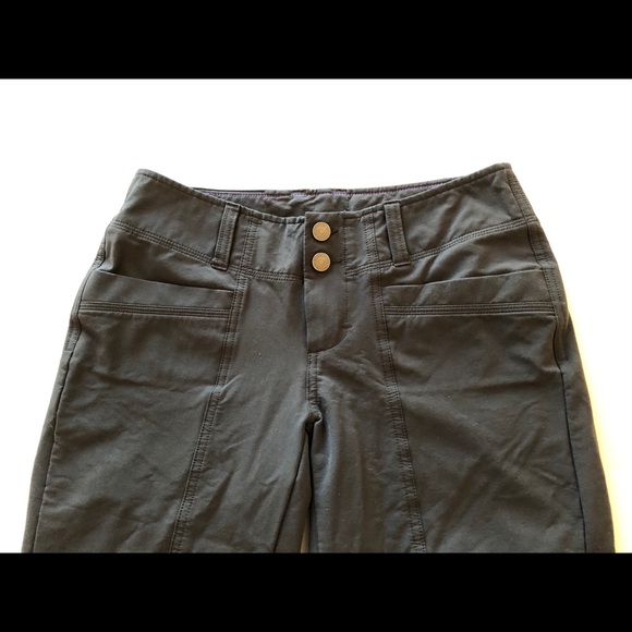 Mountain Equipment Co-op Women’s 4 Capris, EUC - Picture 2 of 9